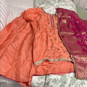 Peach and Pink Embroidered Wide leg sharara plazz salwar kameez banarsi suit